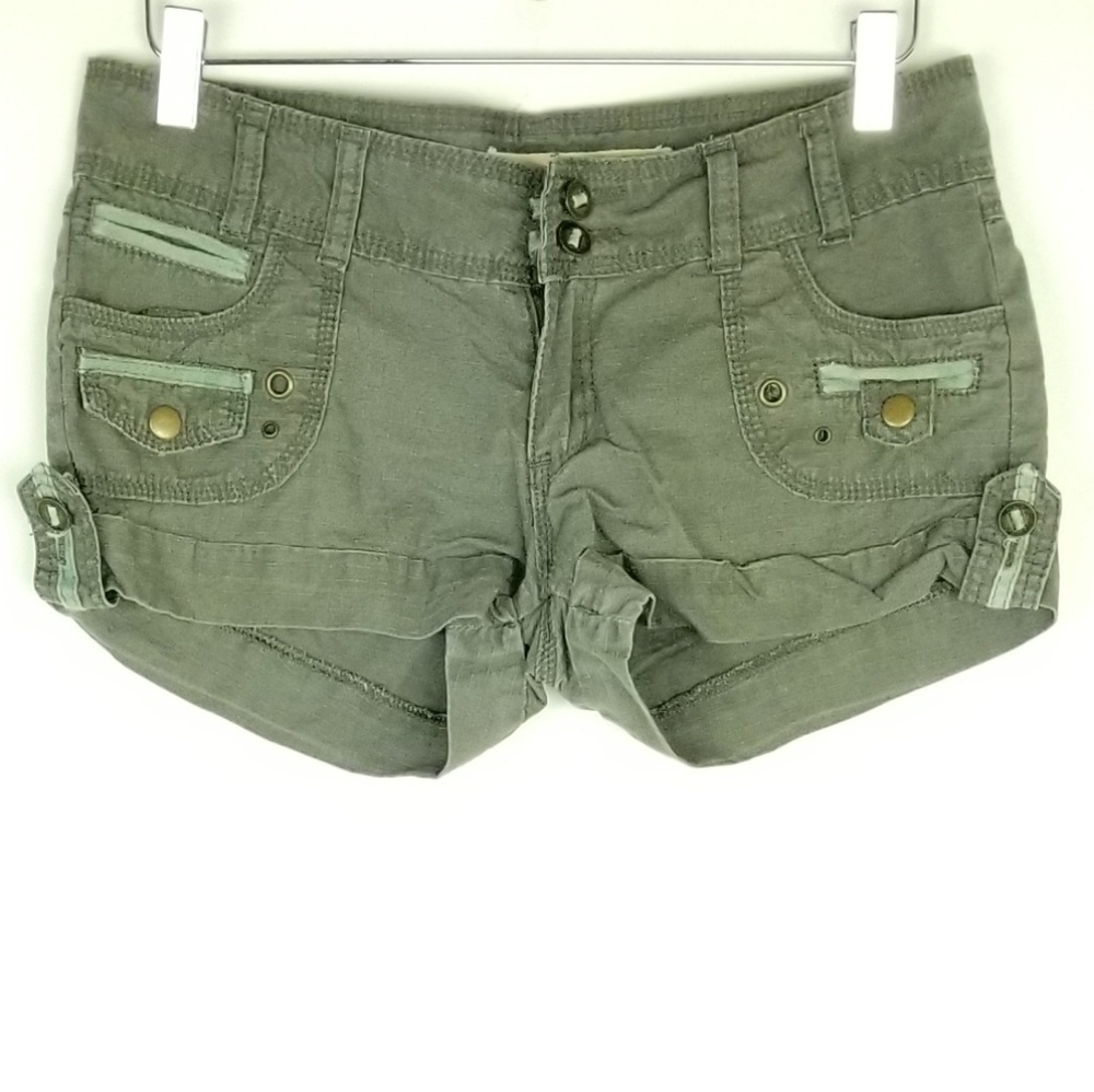 Free Style Revolution Shorts Size 7